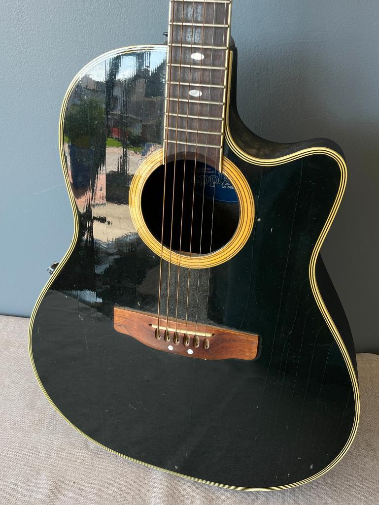 Applause Acoustic Guitar