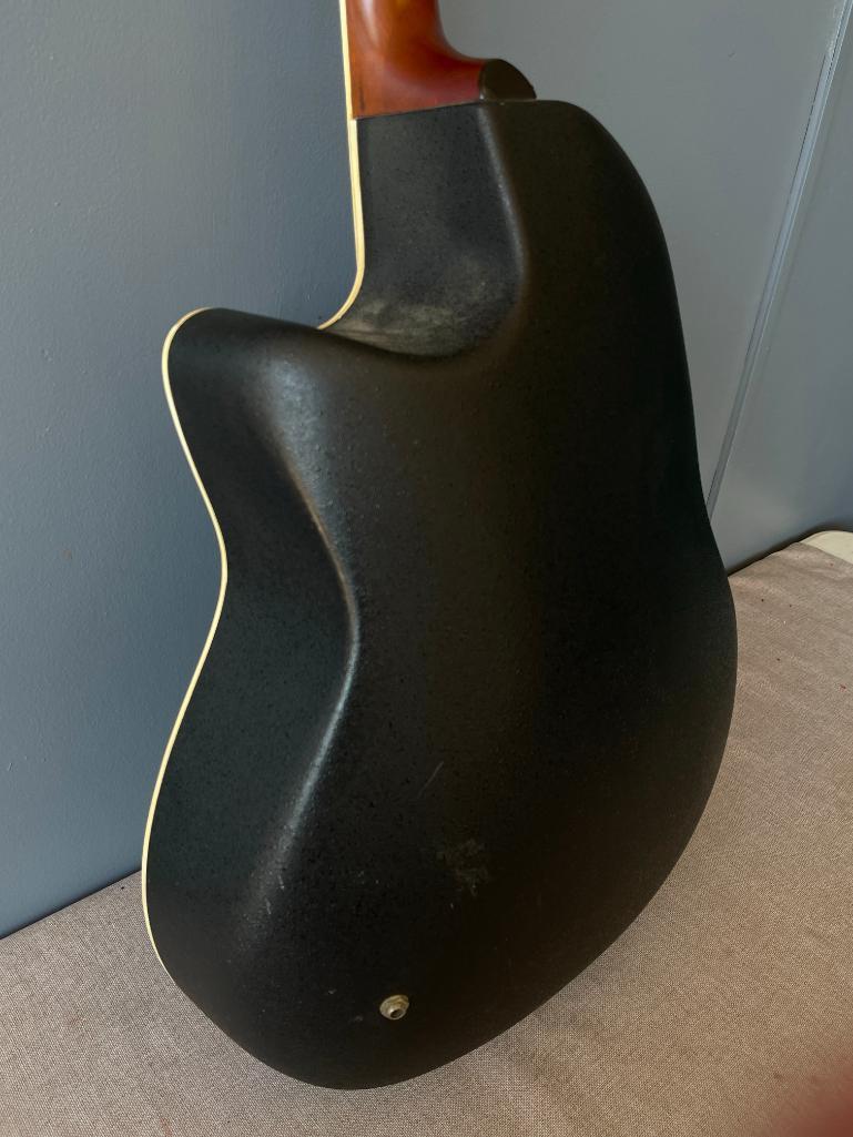 Applause Acoustic Guitar