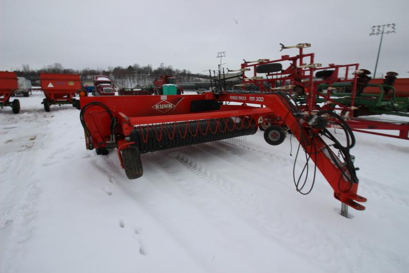 Kuhn Knight MM300 Merger