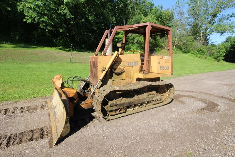 CASE 850D Long Track Dozer