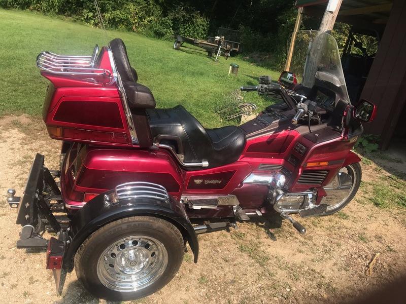 1995 Gold Wing SE Motorcycle with Voyager Trike Kit