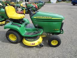 John Deere LX279