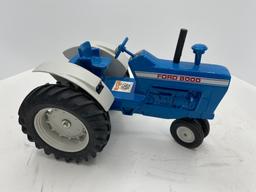 Scale Models Ford 8000