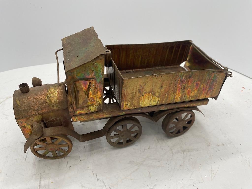 Music Box Dump Truck