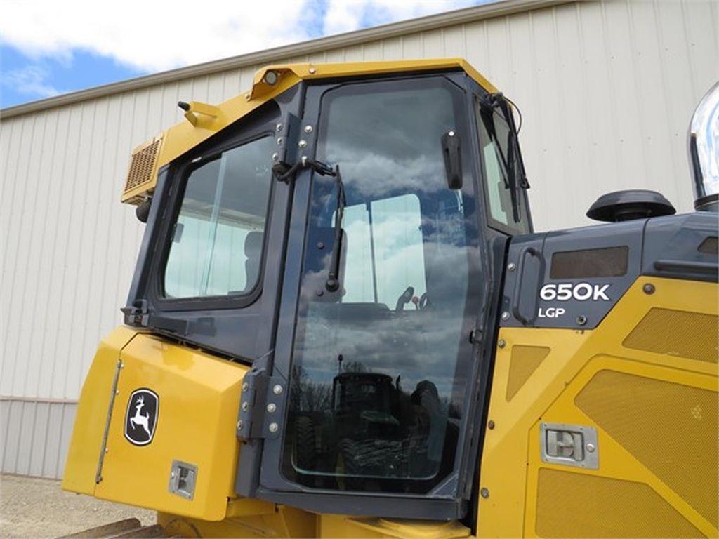 2015 DEERE 650K LGP