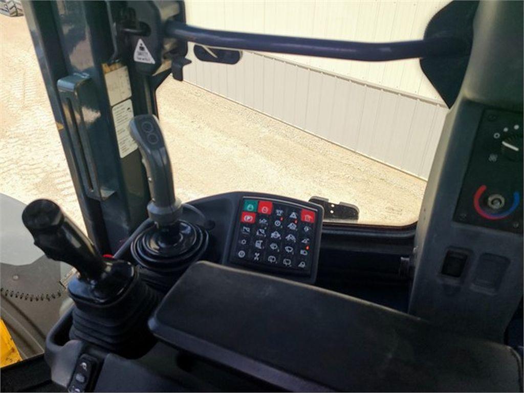 2010 Deere 524K