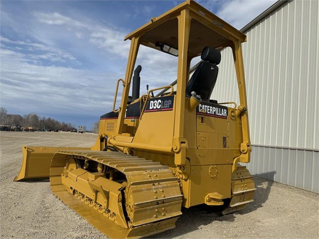 1994 CATERPILLAR D3C LGP III