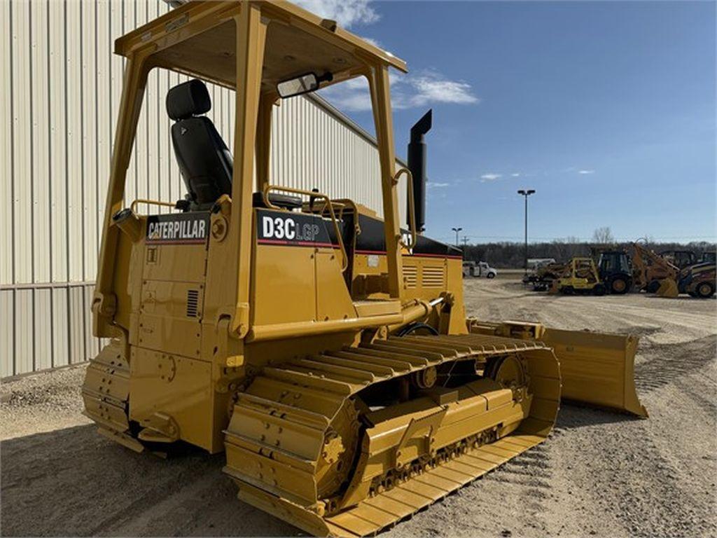 1994 CATERPILLAR D3C LGP III