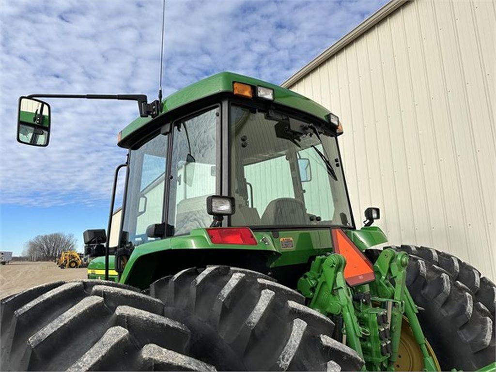 2002 JOHN DEERE 7510