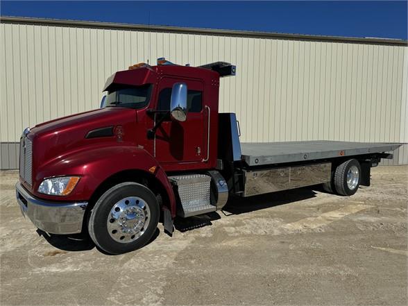 2021 KENWORTH T270