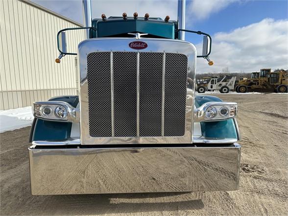 2021 PETERBILT 389