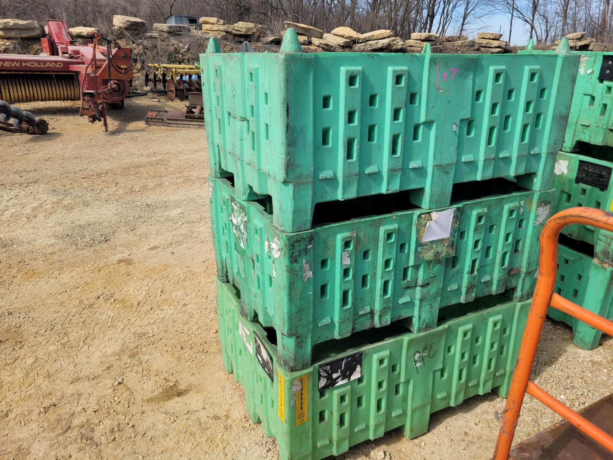 Stackable Parts Totes