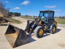 Deere 204L Wheel Loader