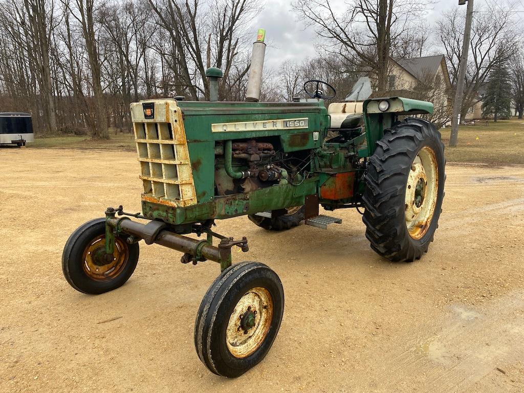 Oliver 1550 Tractor