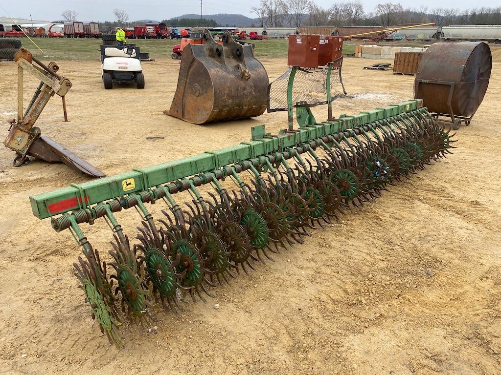 John Deere 400 Rotary Hoe