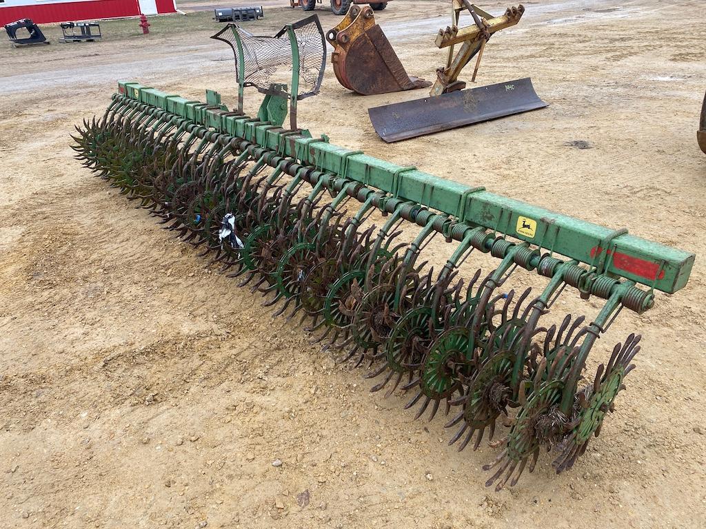 John Deere 400 Rotary Hoe