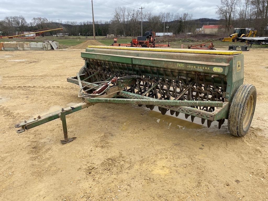 John Deere 8200 Drill