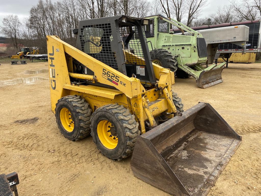 Gehl 5625 SX Skid Steer