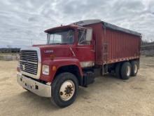 1972 Ford L9000 Grain Truck