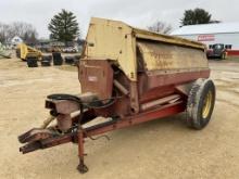 New Holland 363 Spreader