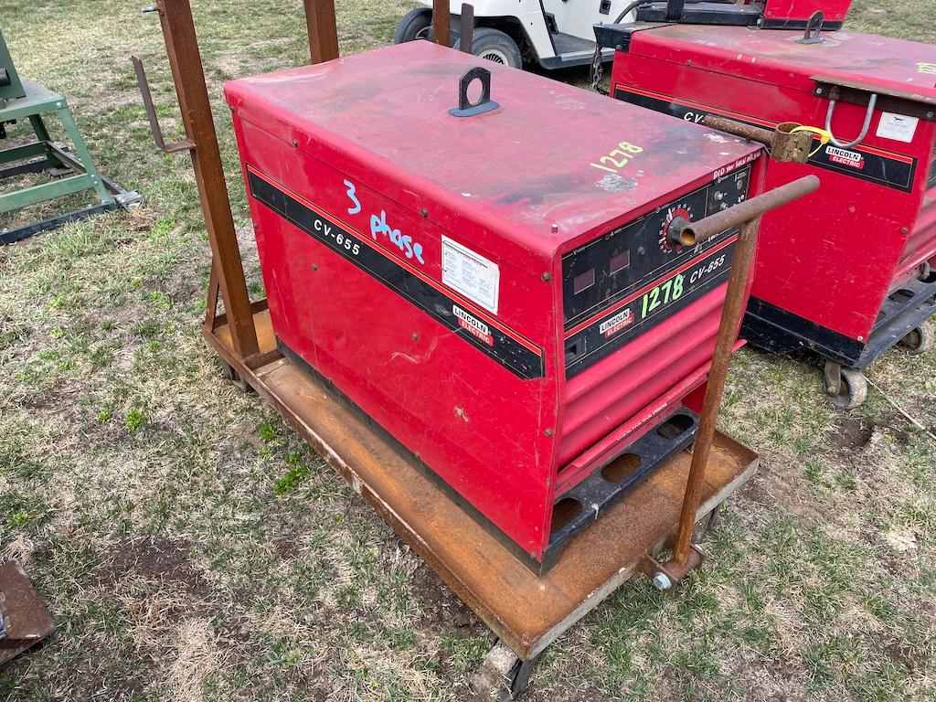 Lincoln CV-655 Welder