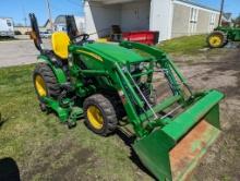 John Deere 2320 Compact Tractor