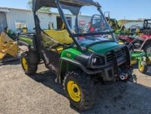 John Deere 825I Gator