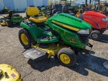 John Deere X580 Lawn Tractor