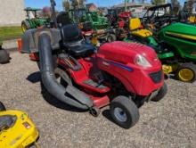 Toro LX247 Lawn Tractor