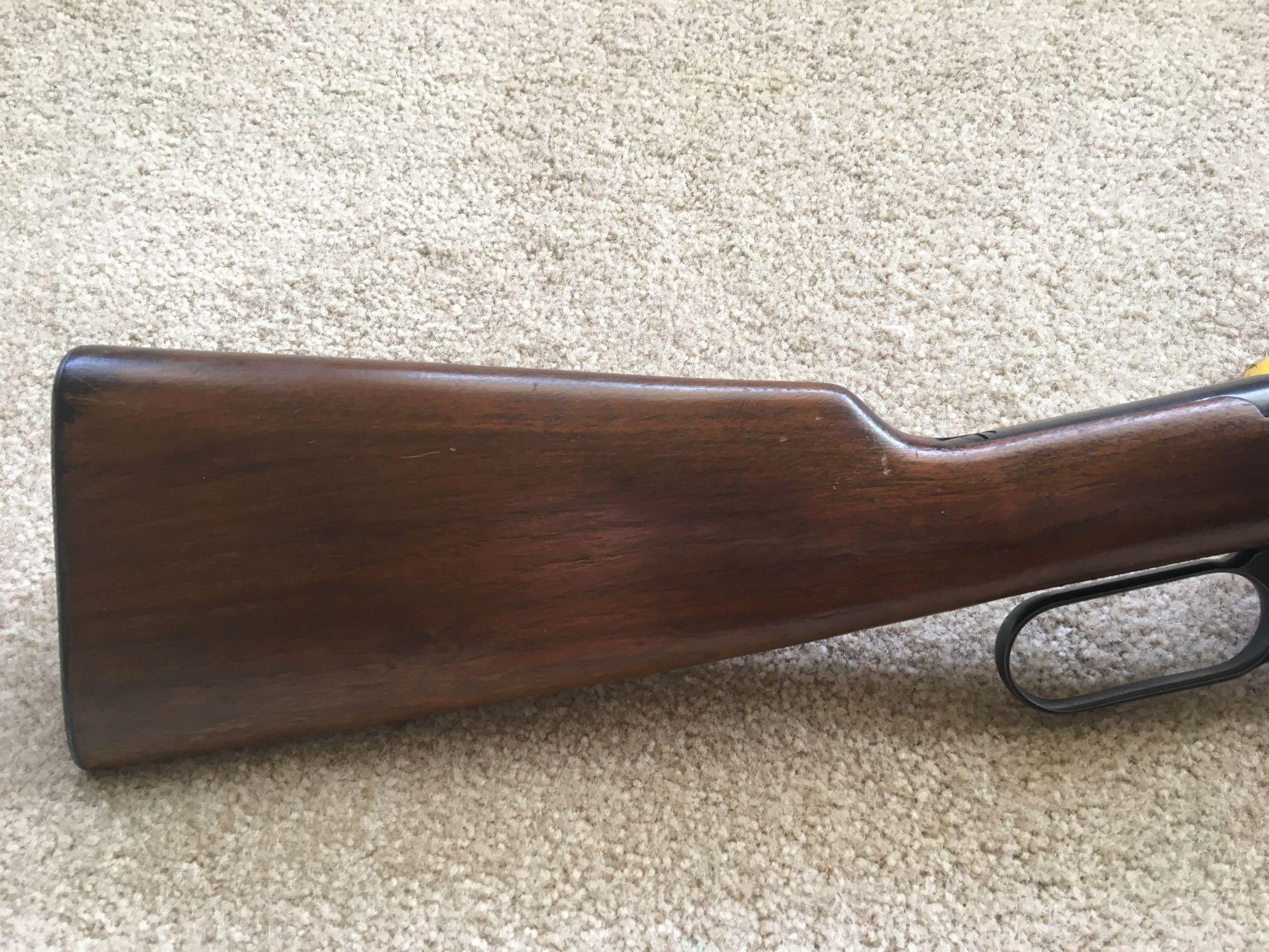 Gun/firearm WINCHESTER Model 94 lever action rifle (.30WCF caliber)