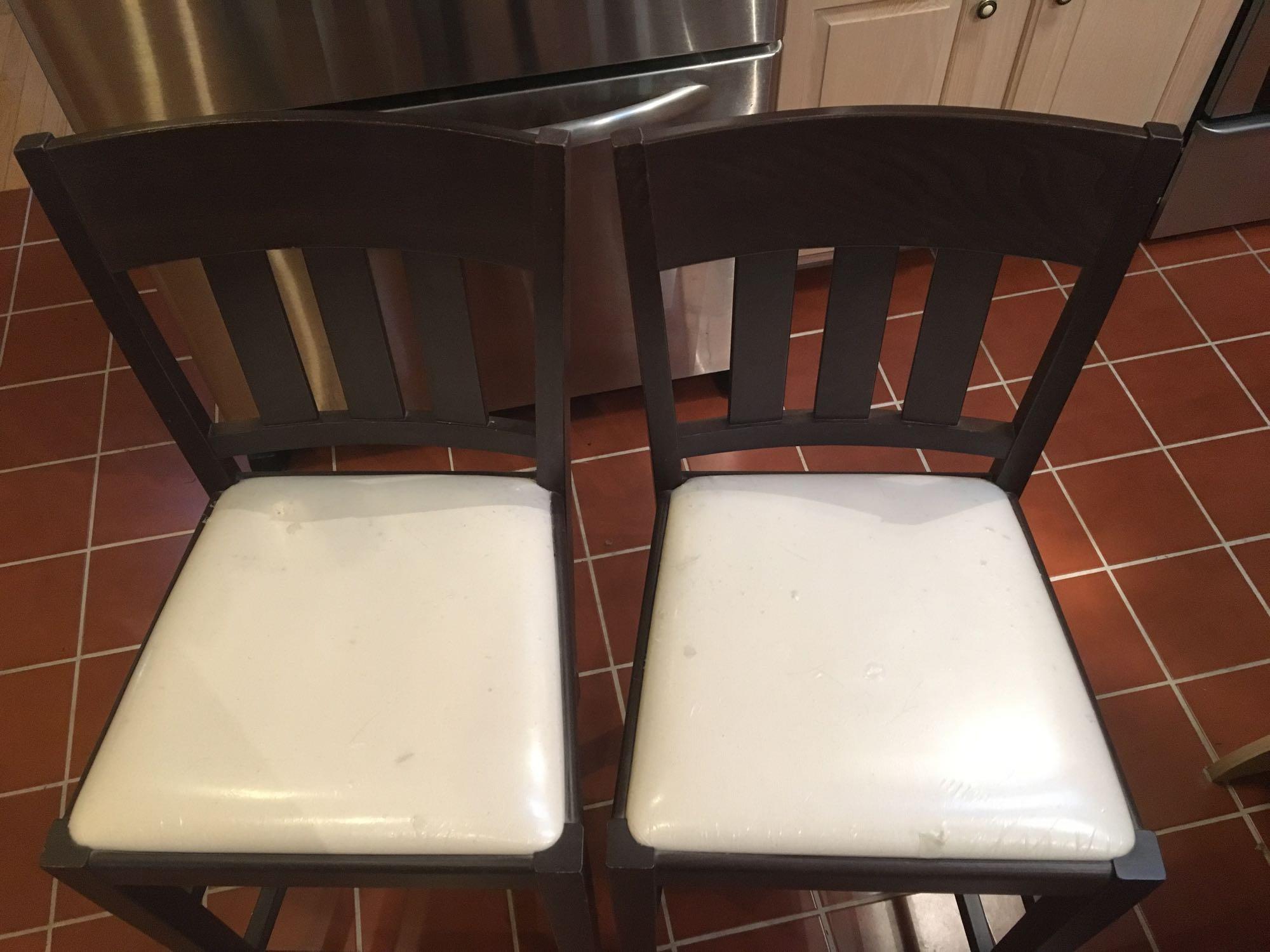 2 matching bar chair/stools (SPRING MILLS)