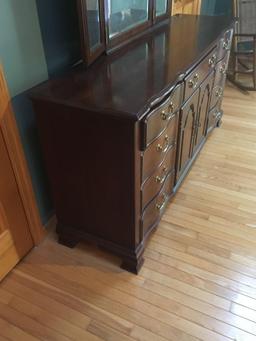 PENNSYLVANIA HOUSE dresser/attached mirror (SPRING MILLS)