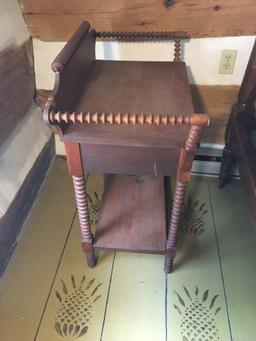 Antique wash stand with spool turnings (SPRING MILLS)