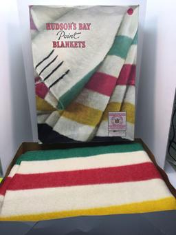 HUDSON BAY 6PT wool blanket (approx 100x90) /original box