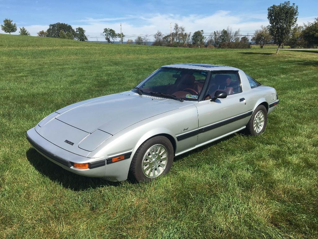 1985 Mazda RX-7 Passenger Car - see video!