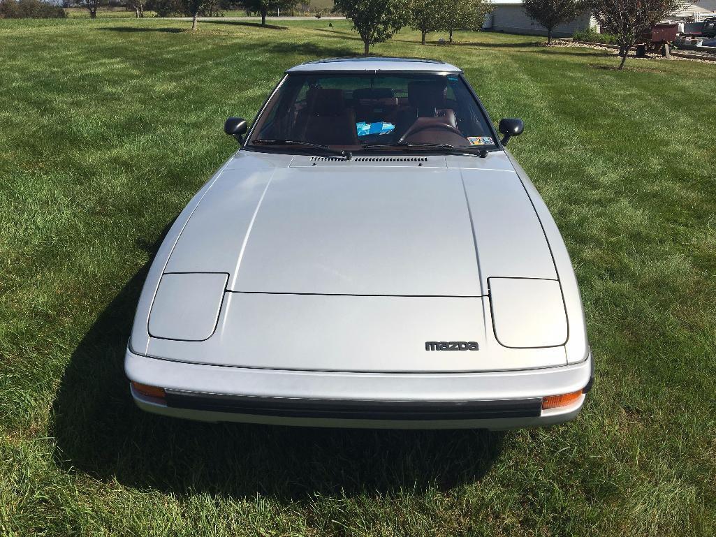 1985 Mazda RX-7 Passenger Car - see video!