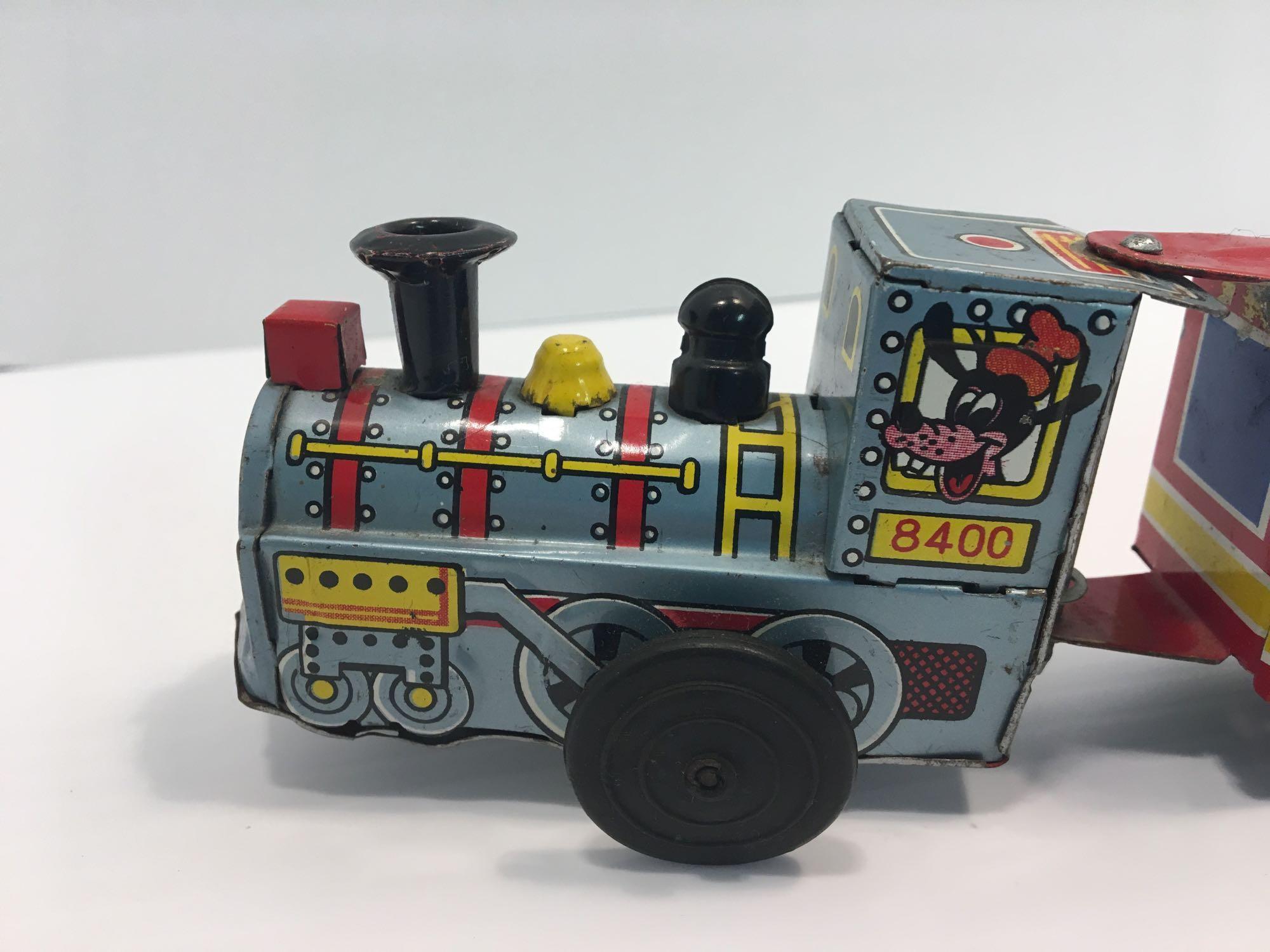 MARX tin/litho DISNEYLAND toy train(see video)