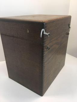 Vintage oak storage box (FRANK S. BETZ CO.)