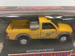 ROAD CHAMPS die cast metal HARDEN STATE PARKWAY CHEVY truck