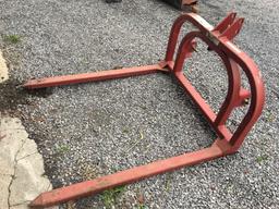 WORKSAVER 3 pt hitch bale fork