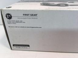 FIRST GEAR die cast metal FORD F-250 crew cab pickup(Penna Turnpike 19-3128)
