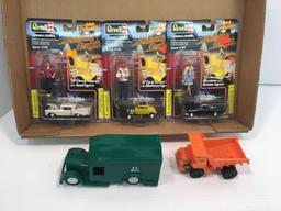 REVELL AMERICAN GRAFFITI collectibles,plastic dump truck,plastic US Mail truck