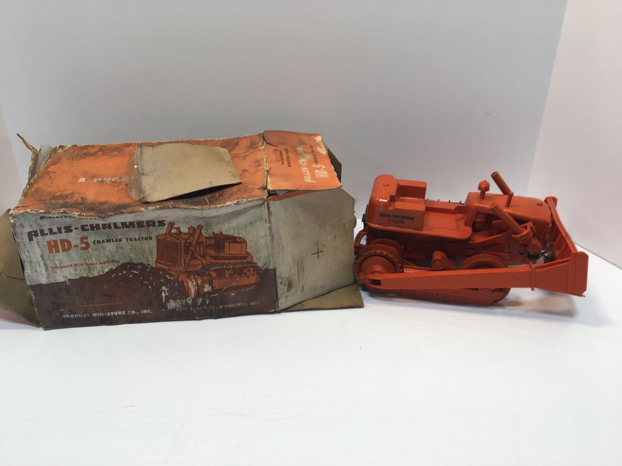 Vintage PRODUCT MINIATURE ALLIS CHALMERS HD-5 Crawler tractor/original box