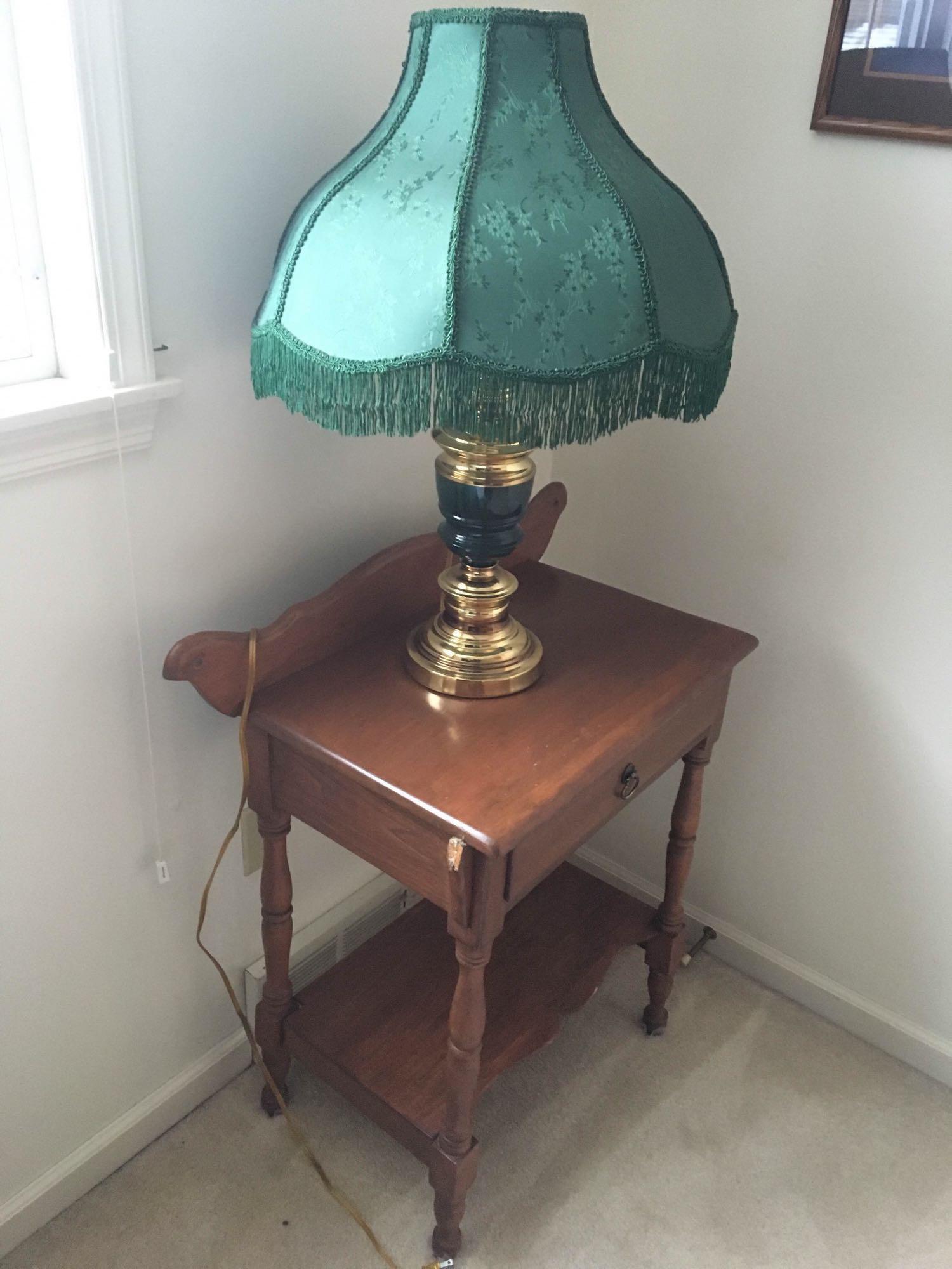 Night stand/ light(light matches lot 15)