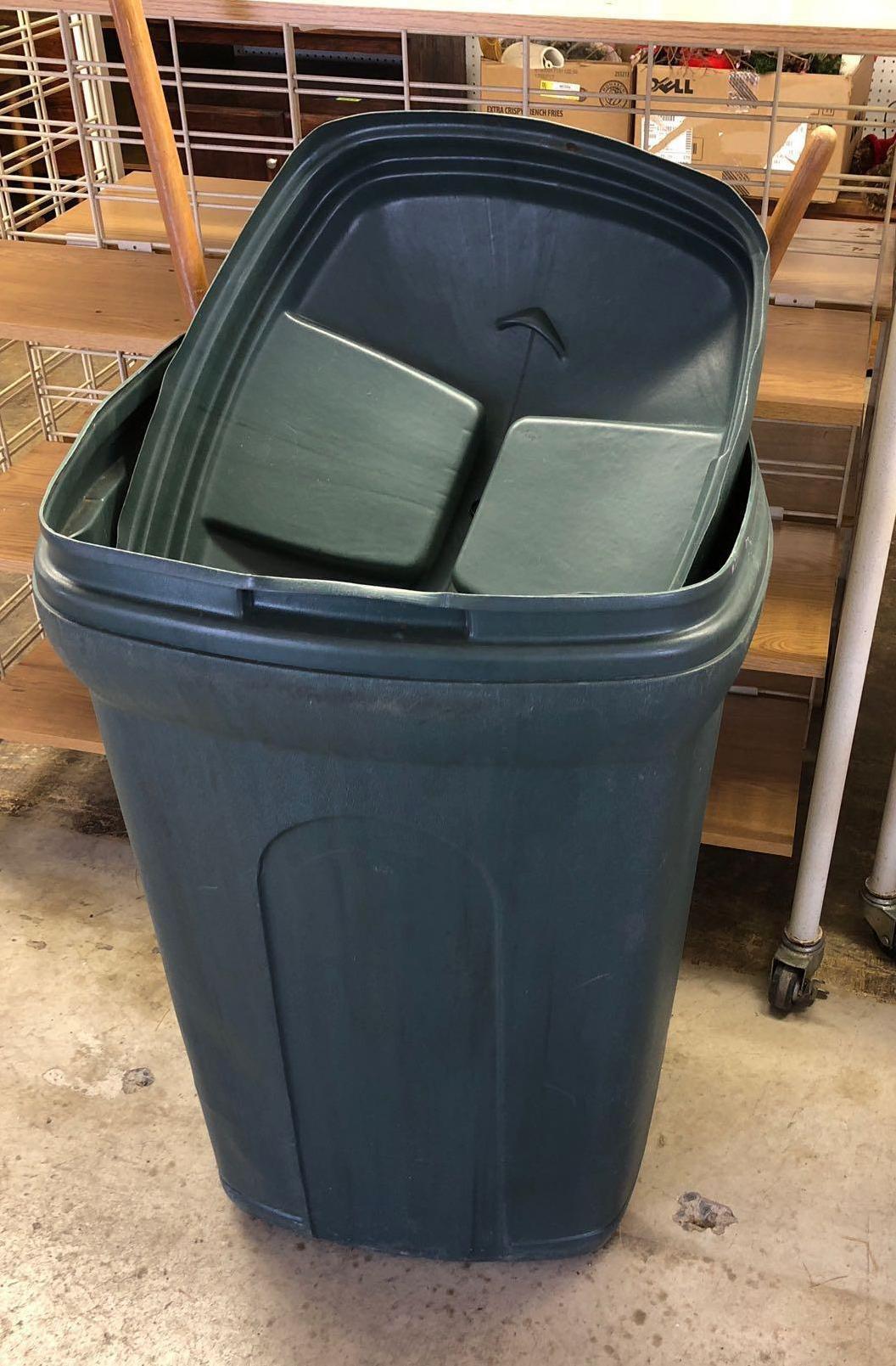 Plastic garbage can,trash can,laundry basket,hoe, cultivator,pruner,hedge trimmer