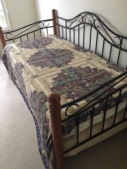 Trundle bed