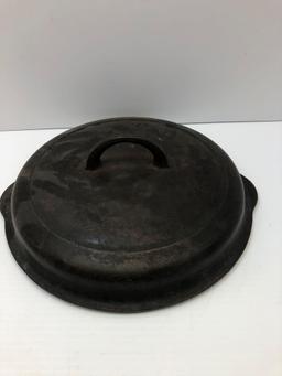 Cast iron GRISWOLD #8 Dutch Oven lid