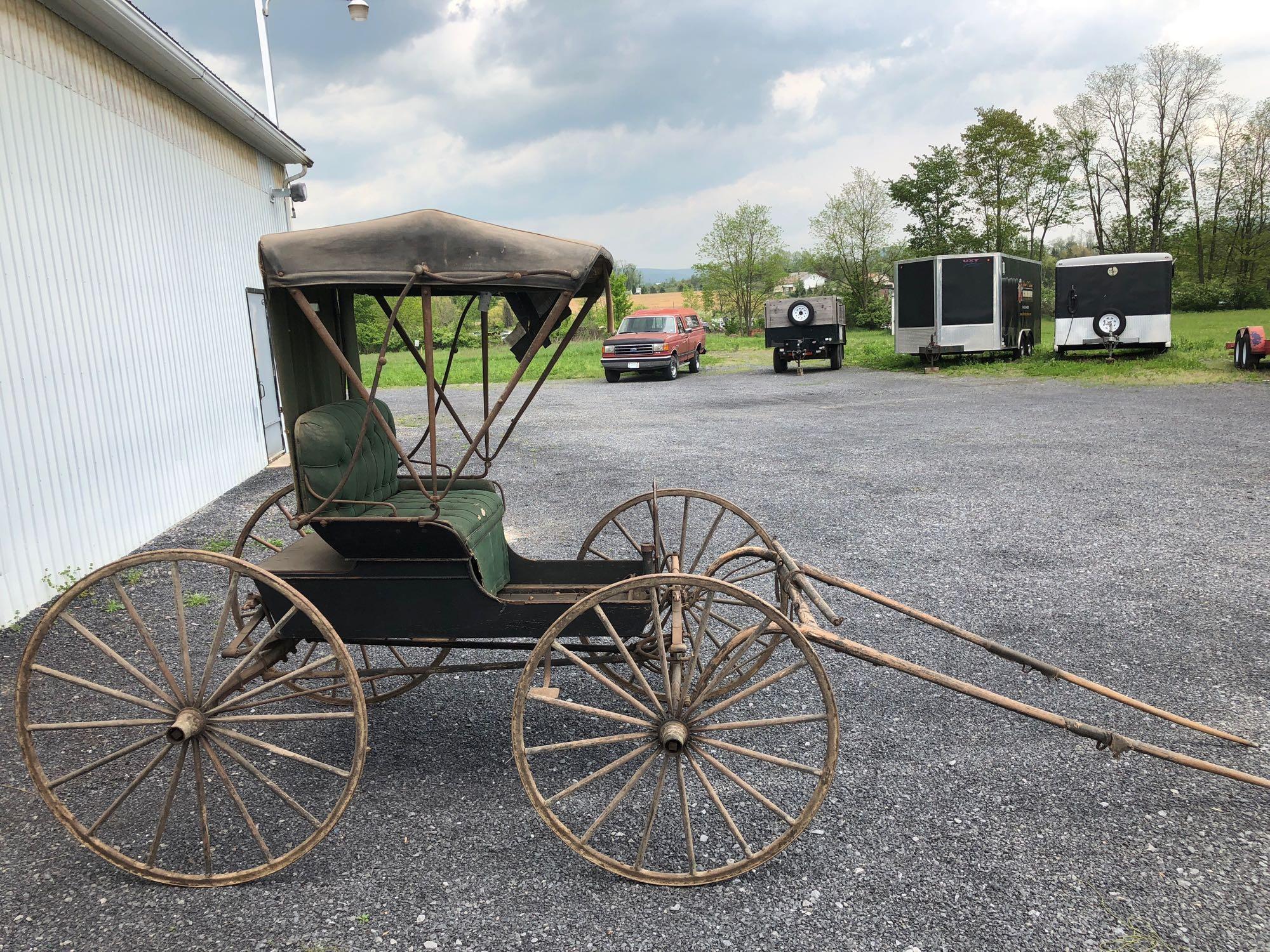 Antique horse drawn doctors carriage (made in NEWPORT PA; PERRY COUNTY; SNYDER&KAHLER) (cannot ship)