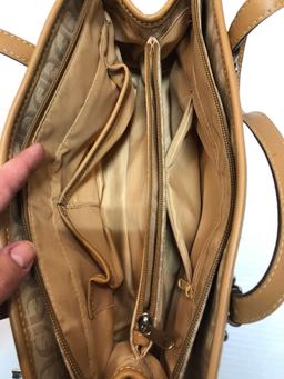 Fossil purse