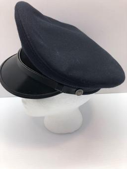 Vintage obsolete CZECH NATIONAL POLICE visor hat/metal insignia
